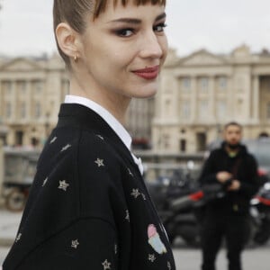 Louise Bourgoin - Arrivées au défilé Dior Femme Automne/Hiver 2022/2023 lors de la Fashion Week de Paris, France, le 1er mars 2022. © Denis Guignebourg/Bestimage 