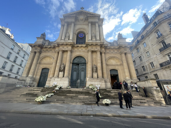 Illustration de l'église Saint-Roch à l'occasion des obsèques de Jane Birkin à Paris. Le 24 juillet 2023 © Christophe Clovis / Bestimage 