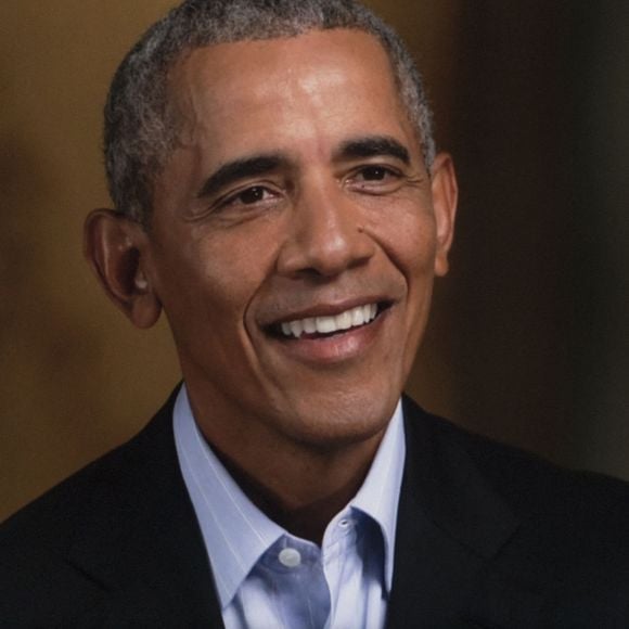 Il a pleuré la mort d'une personne "chaleureuse, amusante et extraordinairement gentille".
Interview de l'ancien président américain Barack Obama sur CBS pour l'émission "60 Minutes", le 15 novembre 2020. © 60 Minutes/ZUMA Wire