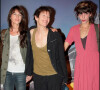 Une information rapportée par "Paris Match".
Charlotte Gainsbourg, Lou Doillon et Jane Birkin - Première du film "Spiderman 3" à l'étoile.
