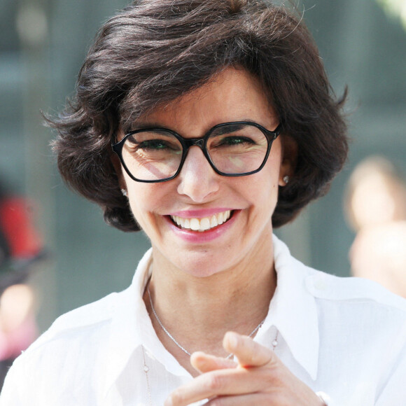 Une ado, désormais, qu'elle élève seule.
Rachida Dati, maire du 7ème arrondissement de Paris - Le ministre de l'Intérieur présente le plan tourisme et dévoile les renforts estivaux à Paris sur le parvis de la Tour Eiffel le 15 juin 2023. © Jonathan Rebboah / Panoramic / Bestimage