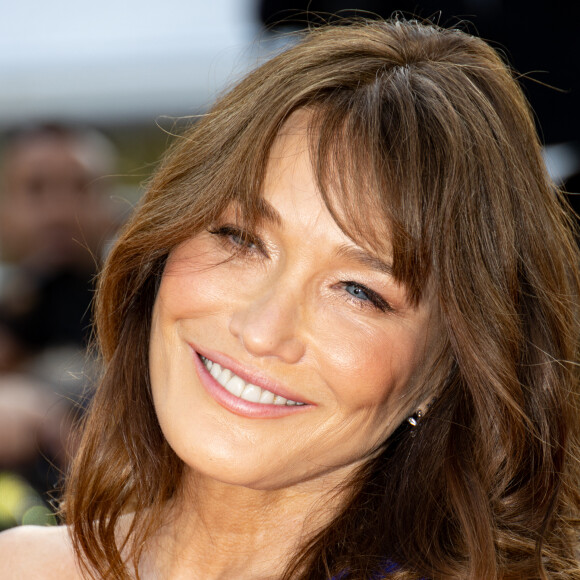 La chanteuse a publié deux clichés sur son compte Instagram le mardi 1er août 2023.
Carla Bruni-Sarkozy - Montée des marches du film " Firebrand (Le jeu de la reine) " lors du 76ème Festival International du Film de Cannes, au Palais des Festivals à Cannes. Le 21 mai 2023 © Jacovides-Moreau / Bestimage 