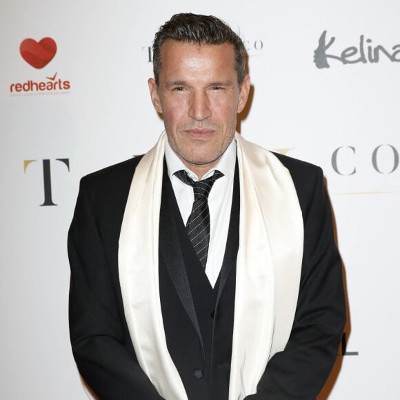 Benjamin Castaldi - Photocall de la 10ème édition du "Global Gift Gala 2021" à l'hôtel Four Seasons Hotel George V à Paris le 30 octobre 2021. (Marc Ausset Lacroix / Bestimage)