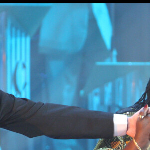 Garou et la chanteuse Bibie - Emission Les années bonheur, diffusée le 9 janvier 2010.