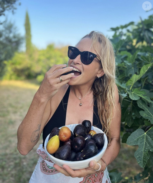 Estelle a choisi de déposer ses valises en Provence pour passer de douces vacances et manger de "délicieuses" figues. 