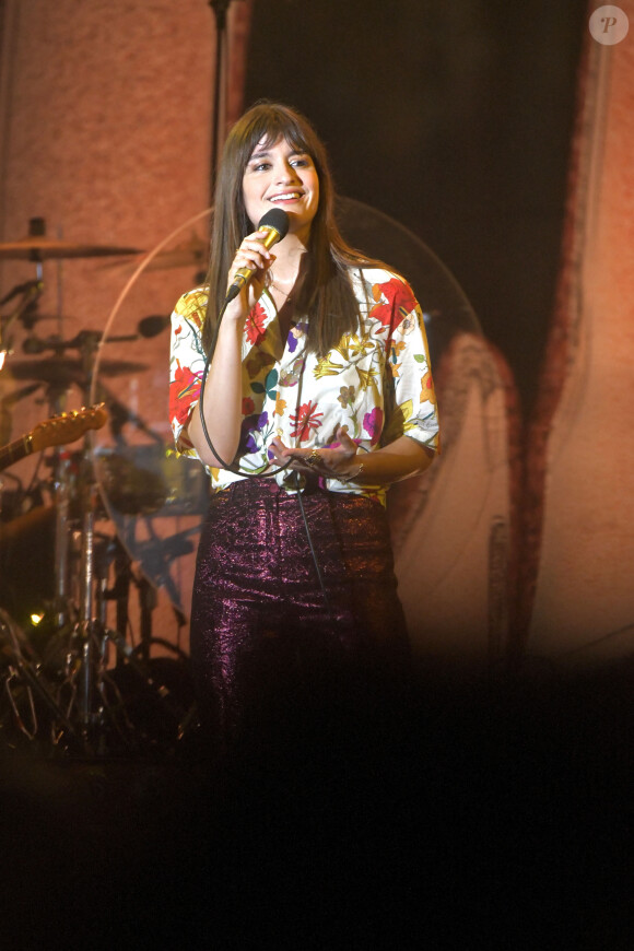 "Magnifique" a écrit le rockeur
Clara Luciani en concert au Nice Jazz Festival 2022 sur la scène de la place Masséna à Nice. Le 16 juillet 2022 © Bruno Bebert / Bestimage