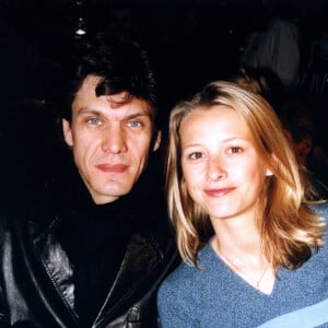 Il ne s'est pas contenté de chanter l'amour. Marc Lavoine l'a beaucoup vécu.
Archives - Marc Lavoine et Sarah Poniatowski en 1999.