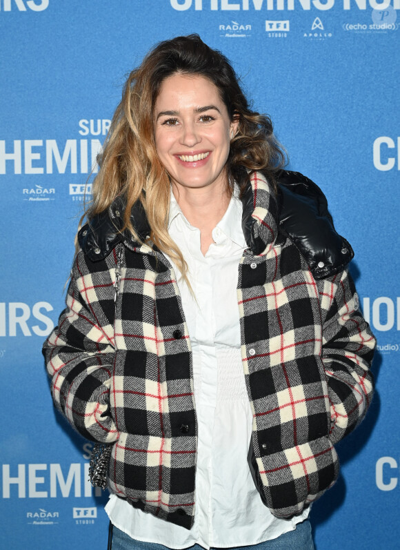 Alice David - Avant-première du film "Sur les chemins noirs" au cinema UGC Normandie à Paris le 13 mars 2023. © Coadic Guirec/Bestimage 