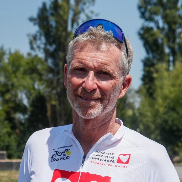 Exclusif - Denis Brogniart - 20ème édition de "l'étape du coeur" de l'association "Mécénat Chirurgie Cardiaque" (MCC) lors du tour de France 2023 à Bordeaux, France, le 07 juillet 2023 © Christophe Clovis / Bestimage 