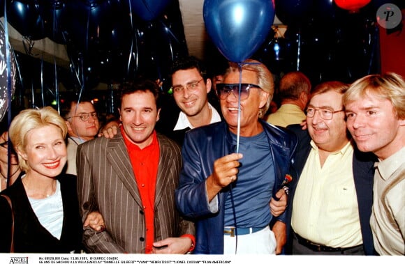 Fête pour les 66 ans de Michou à la Villa Barclay, Daniele Gilbert et Lionel Cassan entourés de proches. (COADIC GUIREC / BESTIMAGE)