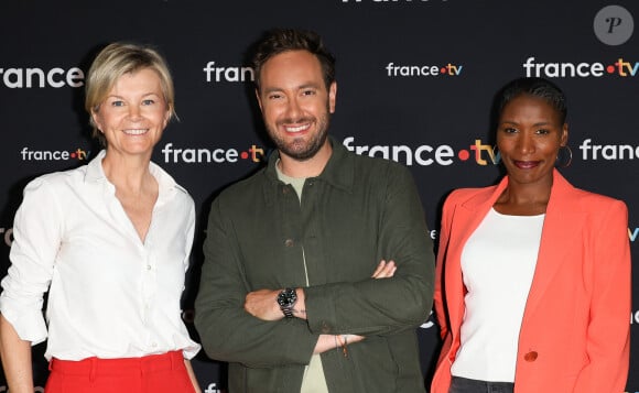 Estelle Colin, Adrien Rohard, Johanna Ghiglia au photocall pour la conférence de presse de rentrée de France TV à la Grande Halle de la Villette à Paris, France, le 11 juillet 2023. © Coadic Guirec/Bestimage 