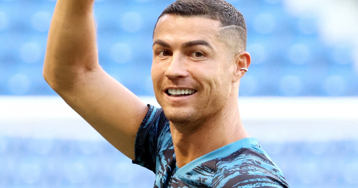 Cristiano Ronaldo filmé en qamis en Arabie saoudite : la vidéo provoque ...