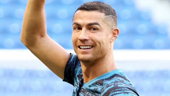 Cristiano Ronaldo filmé en qamis en Arabie saoudite : la vidéo provoque un énorme buzz !