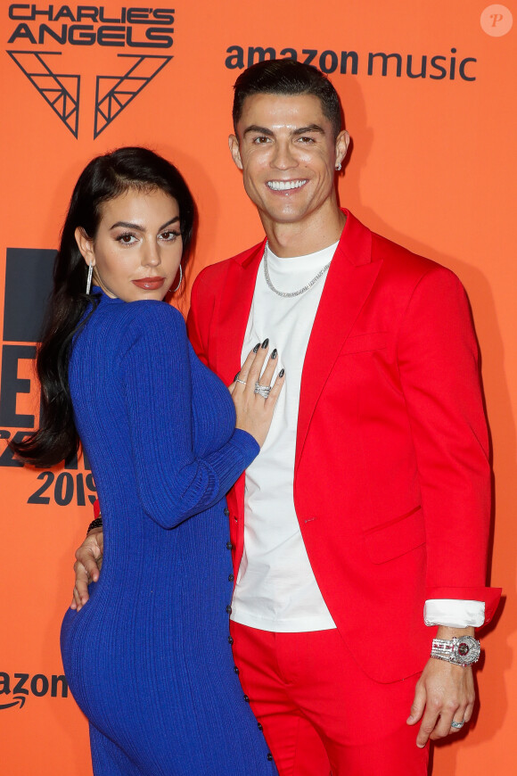 Cristiano Ronaldo et sa compagne Georgina Rodriguez à la soirée MTV European Music Awards 2019 (MTV EMA’s) au FIBES Conference and Exhibition Centre à Séville en Espagne, le 3 novembre 2019