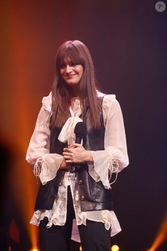 Clara Luciani (Grand prix de la chanson française (créateur, interprète)) - Cérémonie des "Grands prix SACEM 2022" à la Maison de la radio, le 13 décembre 2022. © Christophe Clovis / Bestimage