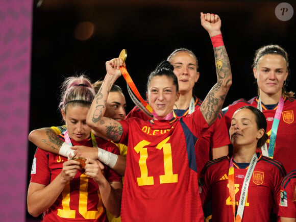 Le président de la fédération espagnole de football est dans l'oeil du cyclone depuis la finale de Coupe du monde

Jennifer Hermoso - L'Espagne remporte la Coupe du monde féminine de football (FIFA) face à l'Angleterre (1 - 0) à Sydney. La capitaine et buteuse espagnole, O.Carmona, a appris la mort de son père, après la finale.