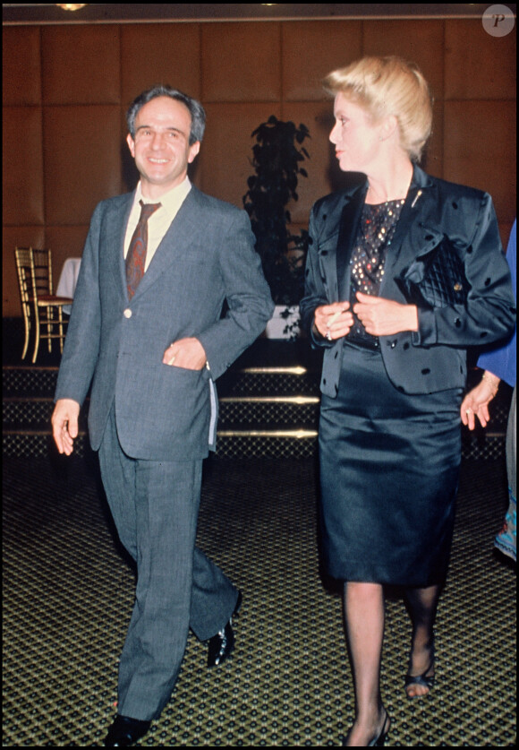 Archives - Francois Truffaut et Catherine Deneuve lors de la première du film "Le dernier métro".

