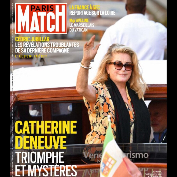 Catherine Deneuve en une du "Paris Match", le 1er septembre 2022.