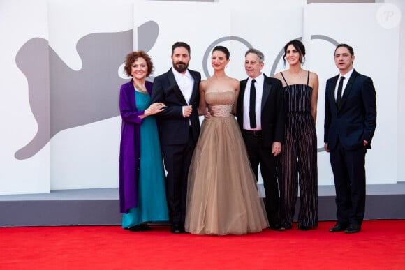 Gloria Münchmeyer, Pablo Larraín, Paula Luchsinger, Alfredo Castro, Rocío Jadue, Juan de Dios Larraín lors du 80ème festival international du film de Venise, La Mostra le 31 août 2023.