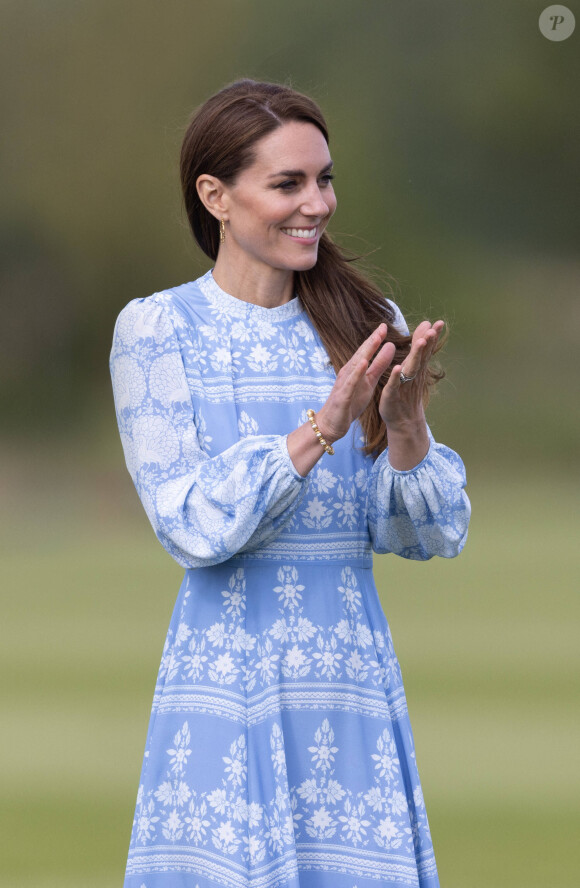 Catherine Kate Middleton, princesse de Galles - 6 juillet 2023. Catherine, Princesse de Galles regarde le prince William, alors qu'il prend part à la coupe Royal Charity Polo. ©Dana Press / Bestimage