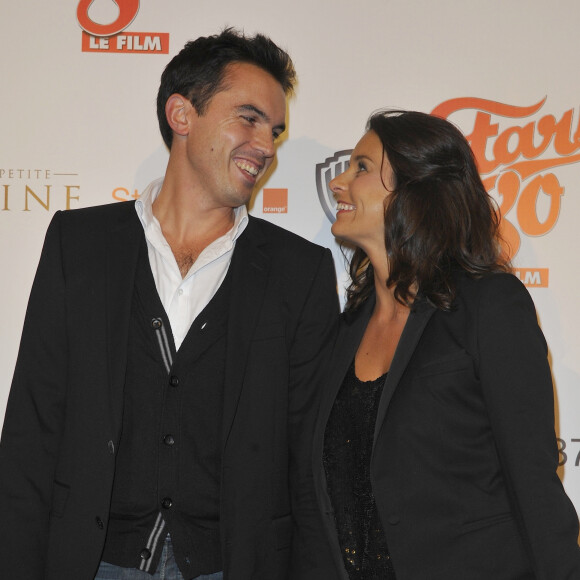 Mais la nuit, l'animatrice n'est pas toujours rassurée dans leur fief niché près d'un grand bois !
Faustine Bollaert et son mari Maxime Chattam - Avant-premiere du film "Stars 80" au Grand Rex le 19 octobre 2012