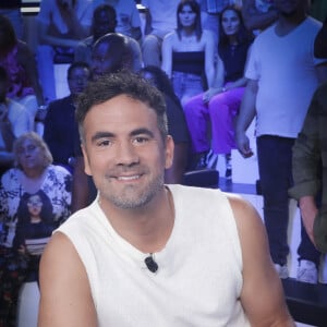 Exclusif - Alex Goude - Sur le plateau de l'émission TPMP (Touche Pas à Mon Poste) présentée en direct par C.Hanouna et diffusée sur C8 - Paris le 04/09/2023 - © Jack Tribeca / Bestimage