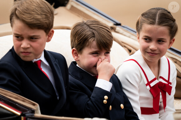 Le prince George, le prince Louis et la princesse Charlotte de Galles - La famille royale d'Angleterre lors du défilé "Trooping the Colour" à Londres. Le 17 juin 2023 