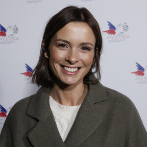 Isabelle Ithurburu ne cesse de prouver qu'elle est un véritable couteau-suisse à l'antenne !
Isabelle Ithurburu - Réception annuelle du Secours Populaire au musée des Arts Forains à Paris. © Denis Guignebourg/Bestimage