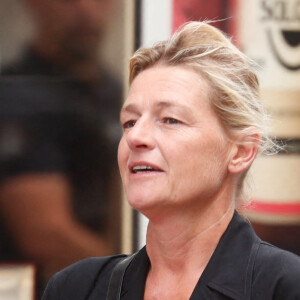 Anne-Elisabeth Lemoine - Arrivées des célébrités aux obsèques de Jane Birkin en l'église Saint-Roch à Paris. Le 24 juillet 2023 © Jacovides-KD Niko / Bestimage 