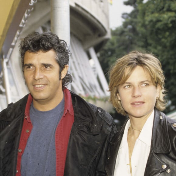 Avant lui, Virginie Coupérie-Eiffel a été l'épouse de Julien Clerc
Archives - En France, à Paris, lors du tournoi de Roland-Garros en 1994 : Julien Clerc et Virginie Coupérie-Eiffel