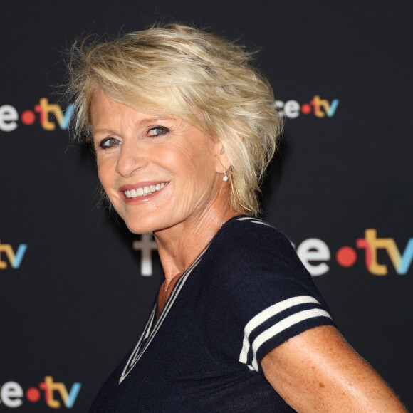 Pour ce faire, la star a relayé un extrait de son émission dans lequel elle chante "Alexandrie, Alexandra" aux côtés de... Caroline Margeridon !
Sophie Davant au photocall pour la conférence de presse de rentrée de France TV à la Grande Halle de la Villette à Paris, France, le 11 juillet 2023. © Coadic Guirec/Bestimage 