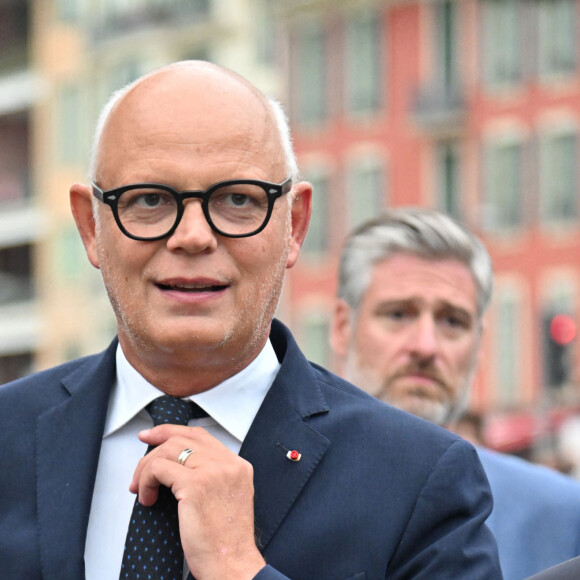 Le maire du Havre assure qu'elle n'a aucun impact sur sa santé, et encore moins sur son avenir en politique. 
Edouard Philippe au jardin Albert 1er sur la Coulée Verte, à Nice, le 1 septembre 2023. 