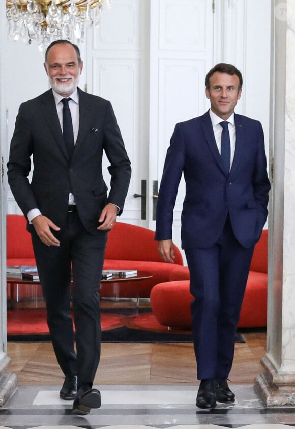 Le Président de la République française Emmanuel Macron reçoit Edouard Philippe, président d'Horizons, pour un entretien suite aux élections législatives au palais de l'Elysée, le 22 juin 2022, Paris, France.