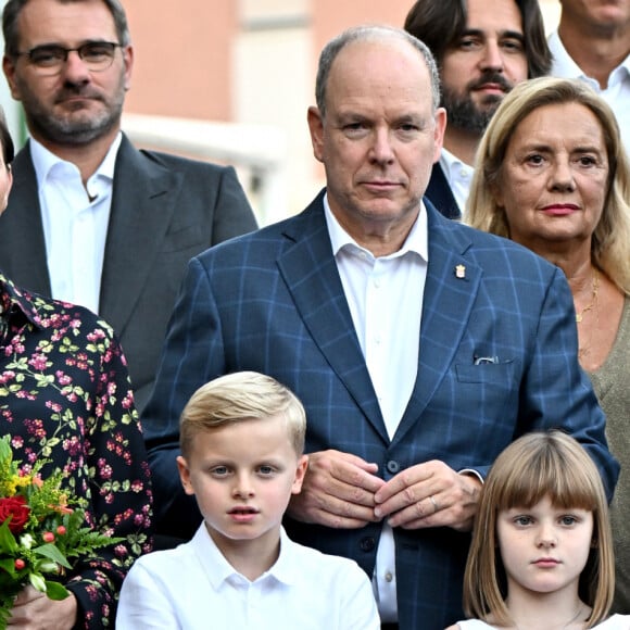 Le prince Albert II de Monaco, sa femme la princesse Charlene et leurs enfants, le prince héréditaire Jacques et la princesse Gabriella, accompagnés de Charlotte Casiraghi, de son fils Raphaël Elmaleh, de Dimittri Rassam, son mari et de leur fils Balthazar, entourés des membres du Conseil Municipal ont participé au traditionnel pique-nique des Monégasques " U Cavagnëtu " au parc Princesse Antoinette, à Monaco, le 9 septembre 2023. Après une messe célébrée par l'Archevêque de Monaco, tout le monde s'est retrouvé autour des inévitables barbajuans, accompagnés de pissaladières, de fougasses à l'anis et bien sûr de la socca. © Bruno Bebert / Bestimage 