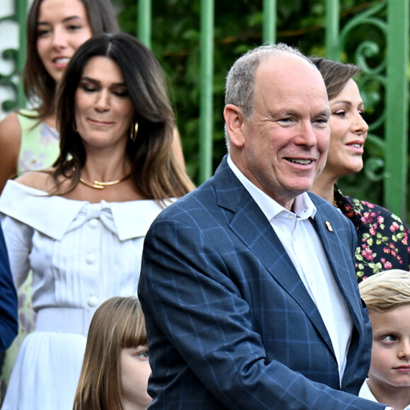 Le prince Albert II de Monaco, sa femme la princesse Charlene et leurs enfants, le prince héréditaire Jacques et la princesse Gabriella, accompagnés de Charlotte Casiraghi, de son fils Raphaël Elmaleh, de Dimittri Rassam, son mari et de leur fils Balthazar, entourés des membres du Conseil Municipal ont participé au traditionnel pique-nique des Monégasques " U Cavagnëtu " au parc Princesse Antoinette, à Monaco, le 9 septembre 2023. Après une messe célébrée par l'Archevêque de Monaco, tout le monde s'est retrouvé autour des inévitables barbajuans, accompagnés de pissaladières, de fougasses à l'anis et bien sûr de la socca. © Bruno Bebert / Bestimage 