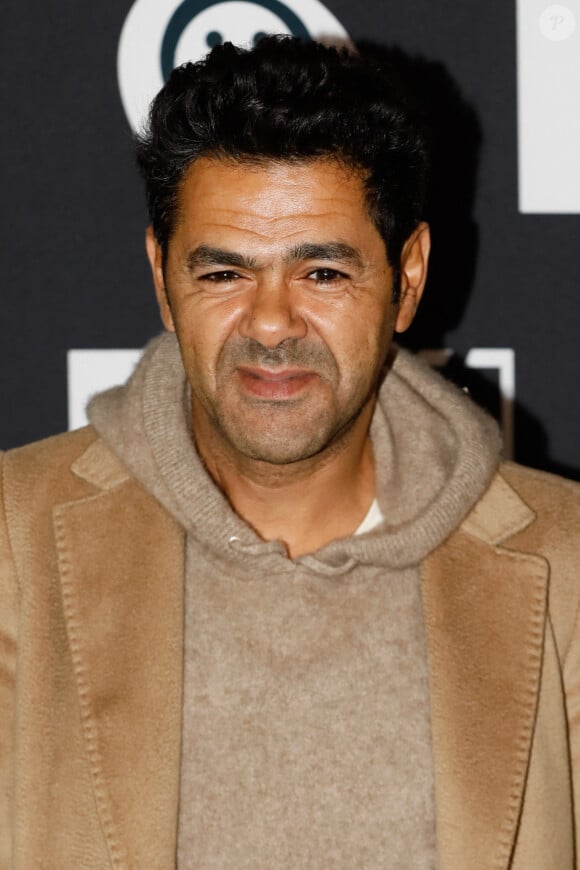 Jamel Debbouze au photocall de la cérémonie de clôture du festival "Cinébanlieue" à l'UGC Ciné Cité Les Halles à Paris, le 18 novembre 2022. © Christophe Clovis/Bestimage