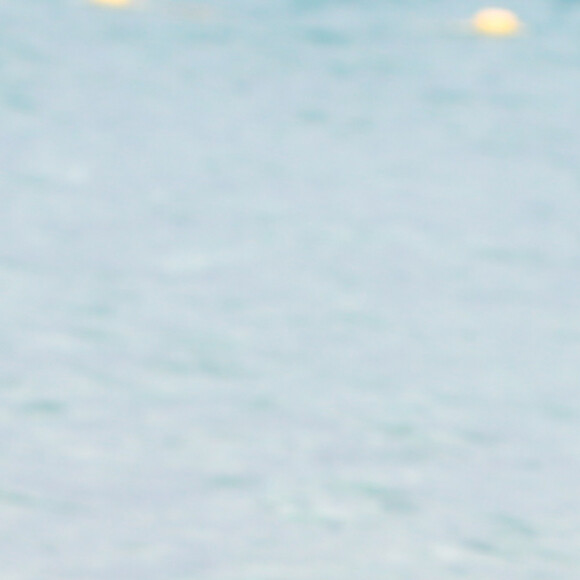 Exclusif - La princesse Charlène de Monaco - Le prince Albert II de Monaco et la princesse Charlène de Monaco - Le prince Albert II de Monaco et la princesse Charlène de Monaco ont participé à l'opération "Water Safety, pour la prévention de la noyade" à playa Baggia sur la plage de Palombaggia à Porto-Vecchio en Corse le 23 Juin 2015. 