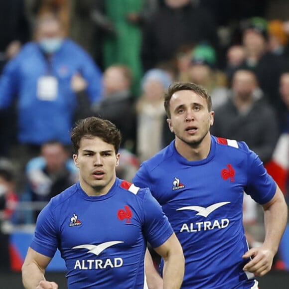 Anthony Jelonch partage une amitié de très longue date avec Antoine Dupont
 
Antoine Dupont (France) - Anthony Jelonch (France) - Tournoi des 6 Nations "France - Irlande (30-24)" au stade de France, le 12 février 2022.