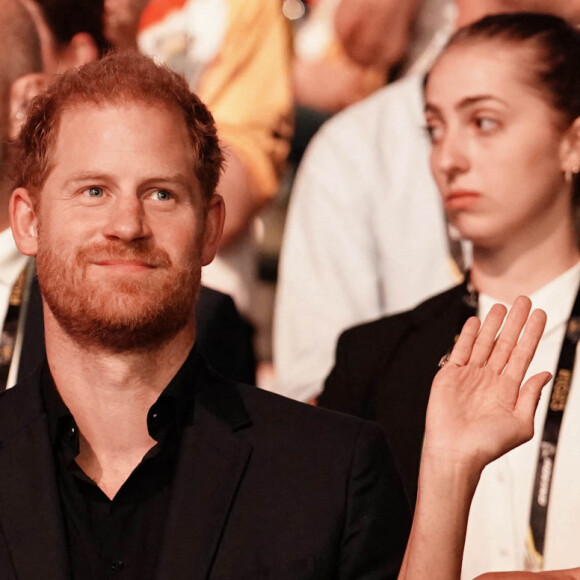 Le prince Harry Duc de Sussex et Meghan Markle, duchesse de Sussex lors de la cérémonie de clôture des Invictus Games 2023 à Dusseldorf le 16 septembre 2023 - The Duke and Duchess of Sussex during the closing ceremony of the Invictus Games in Dusseldorf, Germany. Picture date: Saturday September 16, 2023.