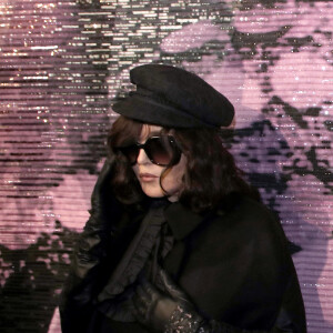 Isabelle Adjani - Photocall au défilé de mode Haute-Couture Christian Dior au musée Rodin lors de la Fashion Week Printemps-été 2023 de Paris, France, le 23 janvier 2023. © Bertrand Rindoff Petroff/Bestimage 