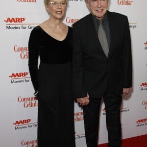Annette Bening et son mari Warren Beatty 19ème cérémonie annuelle des "AARP Movies For Grownups Awards" à l'hôtel Four Seasons à Beverly Hills, Los Angeles, le 11 janvier 2020. 