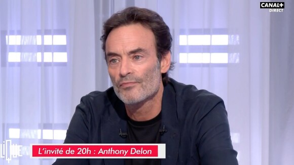 Anthony Delon dans l'émission "Clique", sur Canal+.