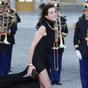 Charlotte Gainsbourg - Dîner d'Etat au château de Versailles en l'honneur de la visite officielle du roi et de la reine d'Angleterre en France (20 - 22 septembre 2023), le 20 septembre 2023. 150 invités triés sur le volet ont été conviés à cette occasion. © Jacovides-Moreau / Bestimage 