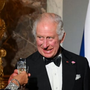 Toast et discours lors du dîner d'Etat au château de Versailles en l'honneur de la visite officielle du roi et de la reine d'Angleterre en France le 20 septembre 2023. 