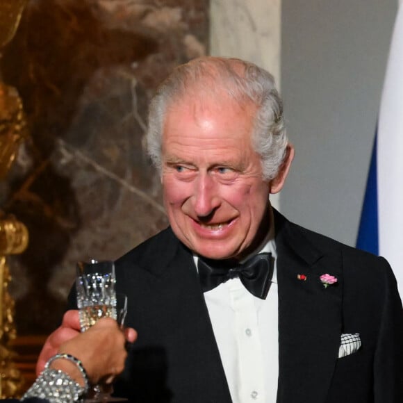 Toast et discours lors du dîner d'Etat au château de Versailles en l'honneur de la visite officielle du roi et de la reine d'Angleterre en France le 20 septembre 2023. 