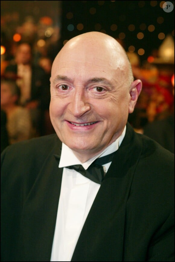 Guy Montagné, enregistrement de l'émission "Le plus grand cabaret du monde" diffuséele 30/10/2004 à Paris.