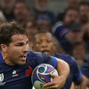 Antoine Dupont (France) - Prince Gaoseb (Namibie) - Coupe du Monde de Rugby France 2023 du match de Poule A entre la France et la Namibie (96-0) au stade Velodrome à Marseille le 21 septembre 2023. 