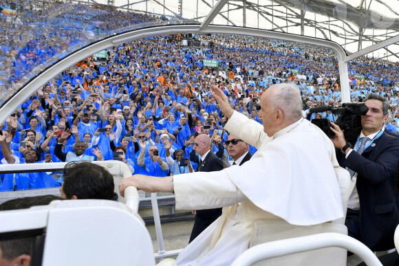 Sainte messe donnée par le pape François au stade Vélodrome de Marseille, à l'occasion de sa visite officielle en France. Le 23 septembre 2023 
