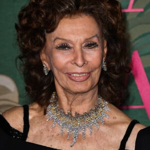Sophia Loren a été victime d'une chute terrible.
Sophia Loren - Cérémonie des Green Carpet Fashion Awards au théâtre La Scala lors de la fashion week à Milan.
