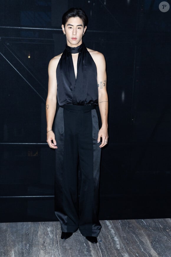 Mark Tuan (membre du groupe GOT7) - Photocall du défilé Saint Laurent Womenswear Printemps/été 2024 dans le cadre de la Fashion week de Paris le 26 septembre 2023 à Paris. © Olivier Borde/Bestimage 